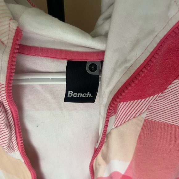 ‼️SALE‼️💕Bench Plaid Zip Up Hoodie Sweater (s) - Picture 5 of 6